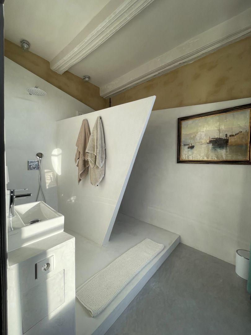 Suite 1920 Clemency
