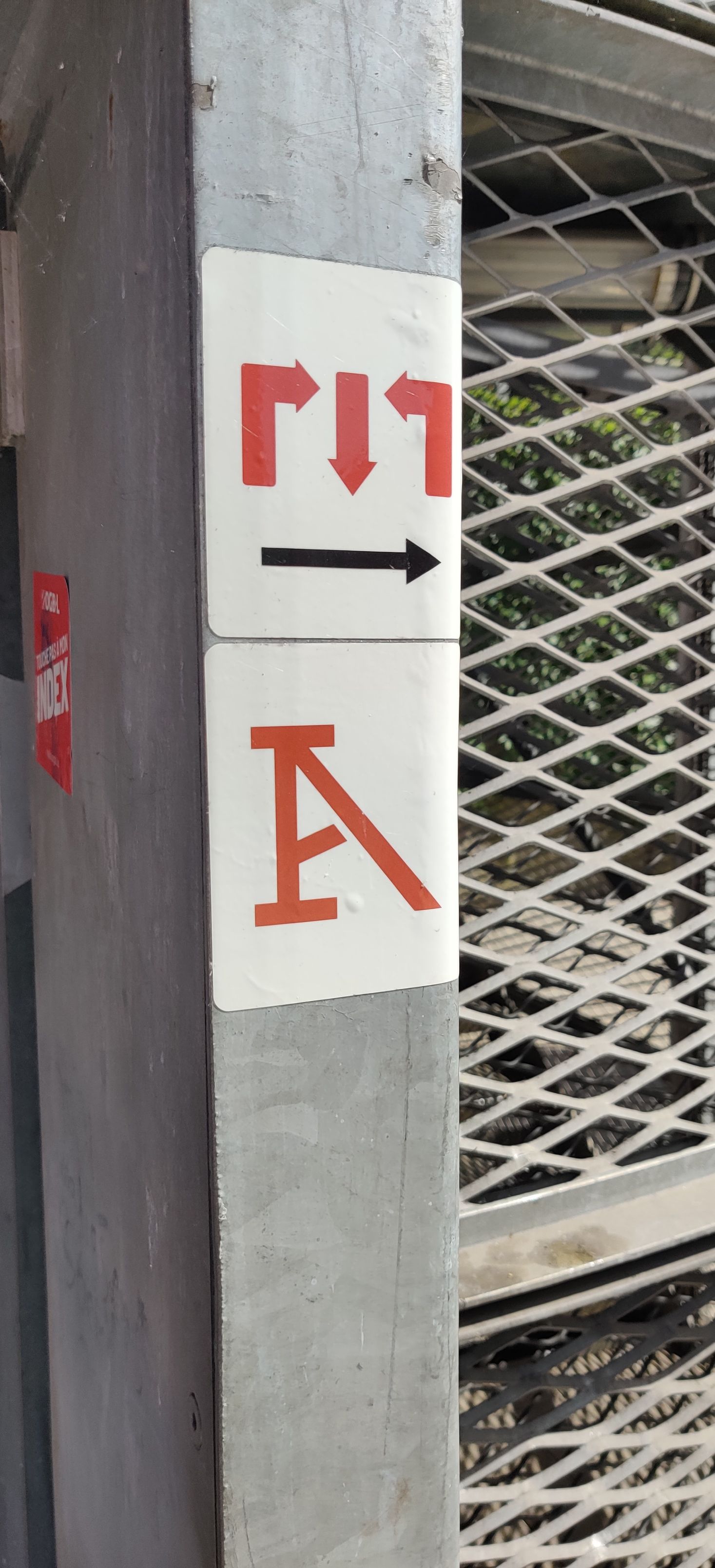 La signalisation du sentier Minett et du Circuit Transfrontalier de l'Acier