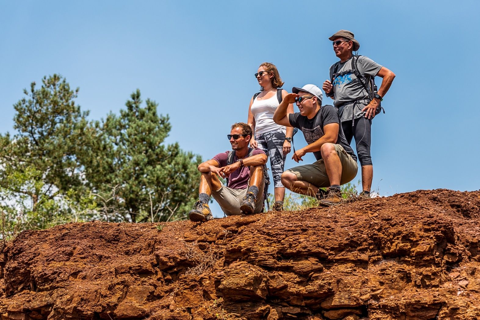 The"Lalléngerbierg" offers you the opportunity to see the characteristical red rocks