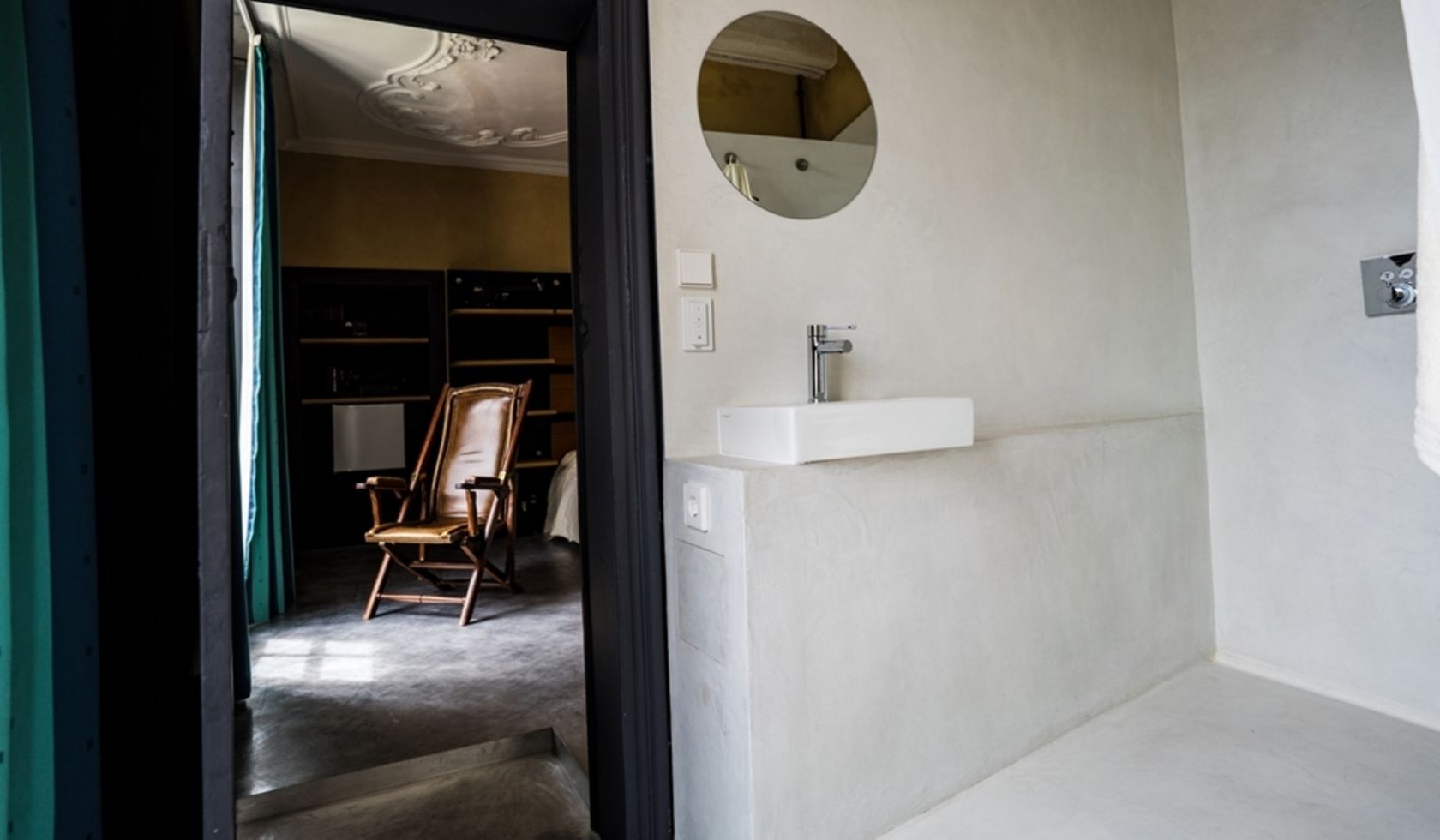 Suite "1920" Clemency